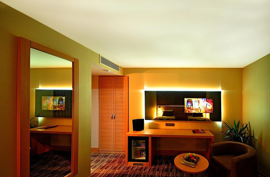Starton Hotel Ankara Rum bild