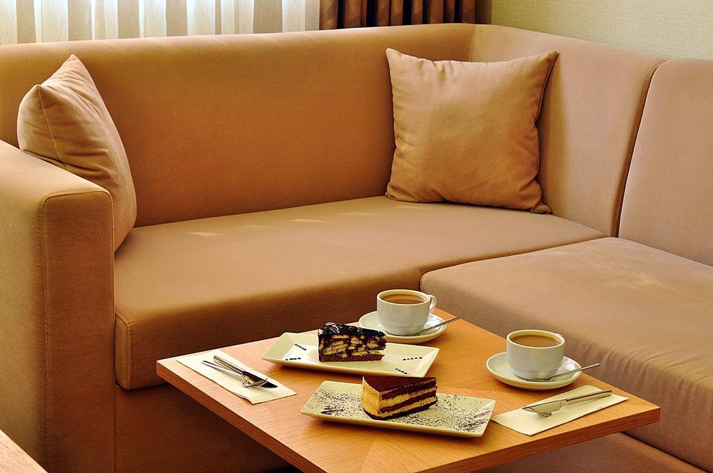 Starton Hotel Ankara Rum bild
