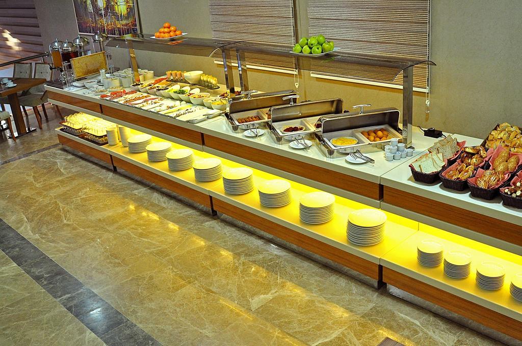 Starton Hotel Ankara Exteriör bild